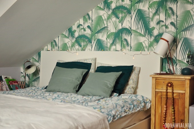 sypialnia tapeta w palmy